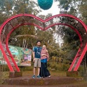 Mahdalhena Agustiani Mahmud profile icon