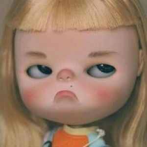 Yuy Apinya profile icon