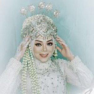 Suci Rosdiana profile icon