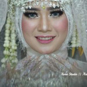 Desi Ratnasari profile icon