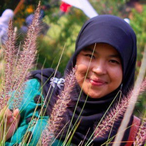 Yulia Nurniawanti. profile icon