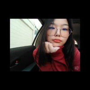 พลอย พลอย profile icon