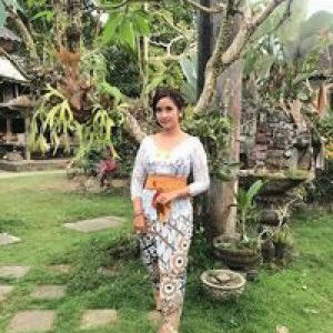 Dina Aiiuparta profile icon