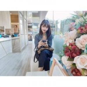 Aom Ngamsuay profile icon