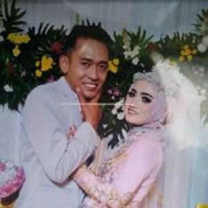 Neng Nury profile icon