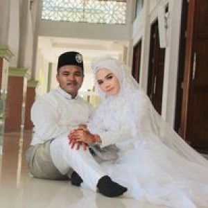 Yusmia Santika profile icon