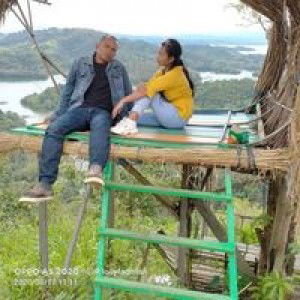 Lolly Yana profile icon