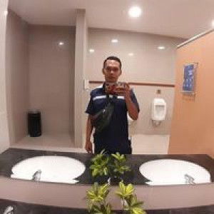 Luluk Sulviana N.P profile icon