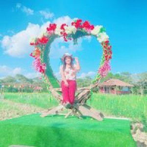 ผ่านมาแค่ให้จำ แม่มดน้อย profile icon