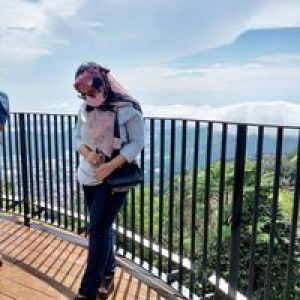 Bella Rusli profile icon