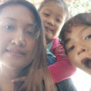 Siti Shofi profile icon