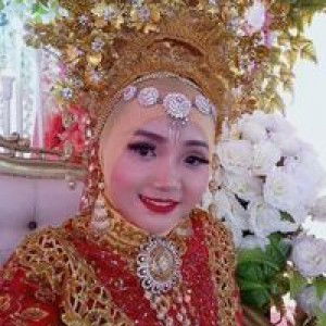 Ahmadi Fina profile icon