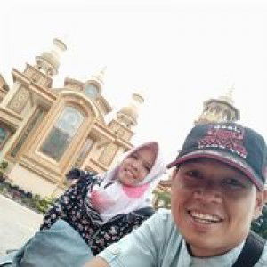 Umi Nuryatun profile icon