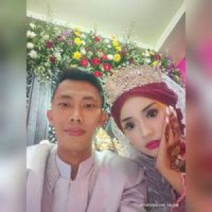 Iis Rosdiana profile icon