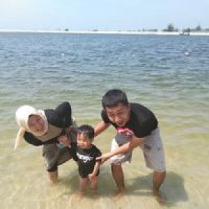 Yuni Thre profile icon