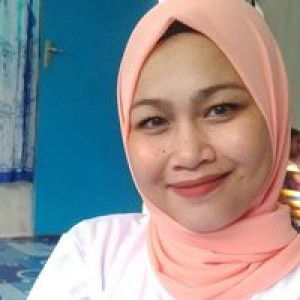 Zuerah EyQue profile icon