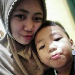 Luthfiah Siti profile icon