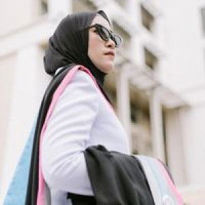 Nur Inee U'mm profile icon