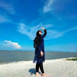 Henni Artati profile icon