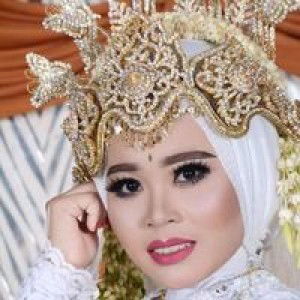 Wiwin Winarty profile icon