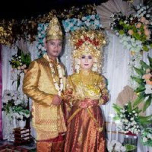 Desi HeryatiRahadi profile icon