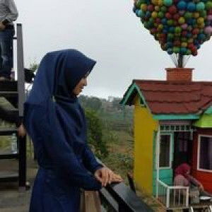 Emah Rohemah profile icon