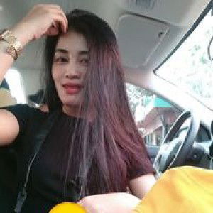 ปูเป้ เสาวลักษณ์ profile icon