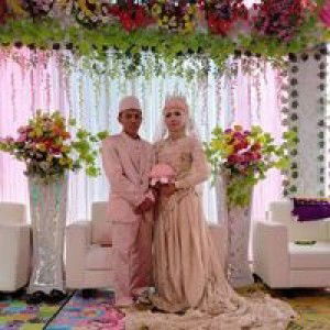 Titin Nurmala profile icon