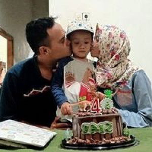 Ayu Laili Waiteu profile icon