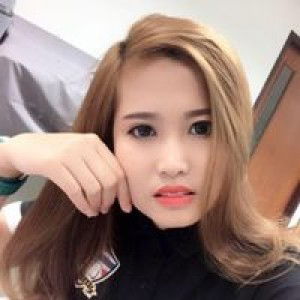 พลอย นะเนี่ย profile icon