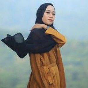Ayu Andini profile icon