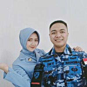 Arty Suri Azizah profile icon