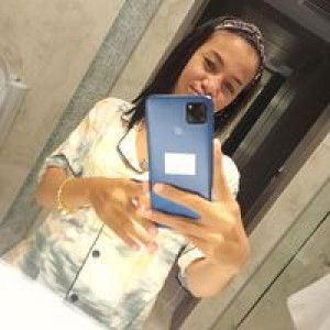 Aprilia Mamhnya Mirza profile icon