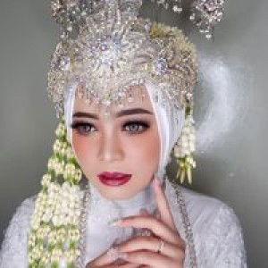 Risa Aprilia profile icon