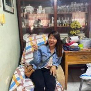 Bell Fernandez profile icon