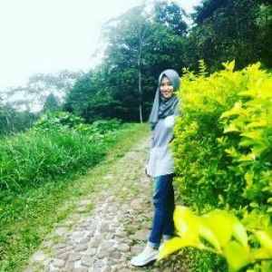 Syifa Qoniatunnisa profile icon