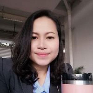 Komyom Sarinya profile icon