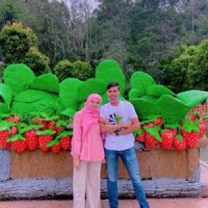 Nur FaraHin profile icon