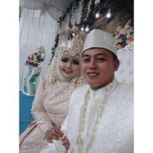 Wahyuni Siti Nurjanah profile icon