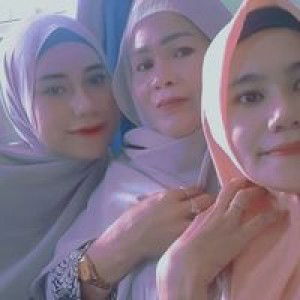 Lia Aprilia profile icon