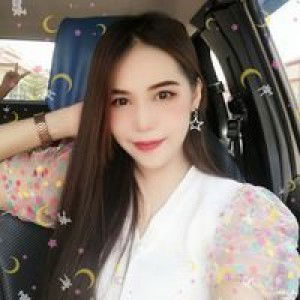 เดซิ เบลล์ profile icon