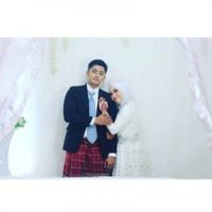 Putri Wahyuni profile icon