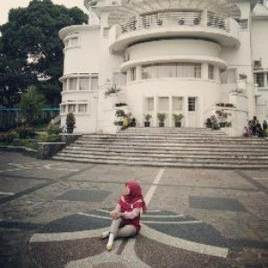 Dewi Nur Cahayu Ramadhini profile icon