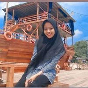 Yuli Putrix Kulzum profile icon