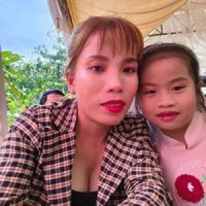 Van Anh Hoang profile icon