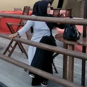 YuniartHiy AcHmad profile icon