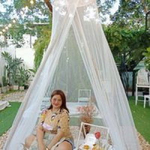 Gala Lace profile icon