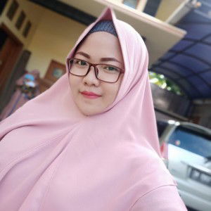 Meutia Khairunnisak profile icon