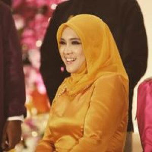 Reny Marlina Fismar profile icon