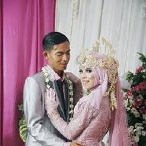 Eka Nur Hainah profile icon